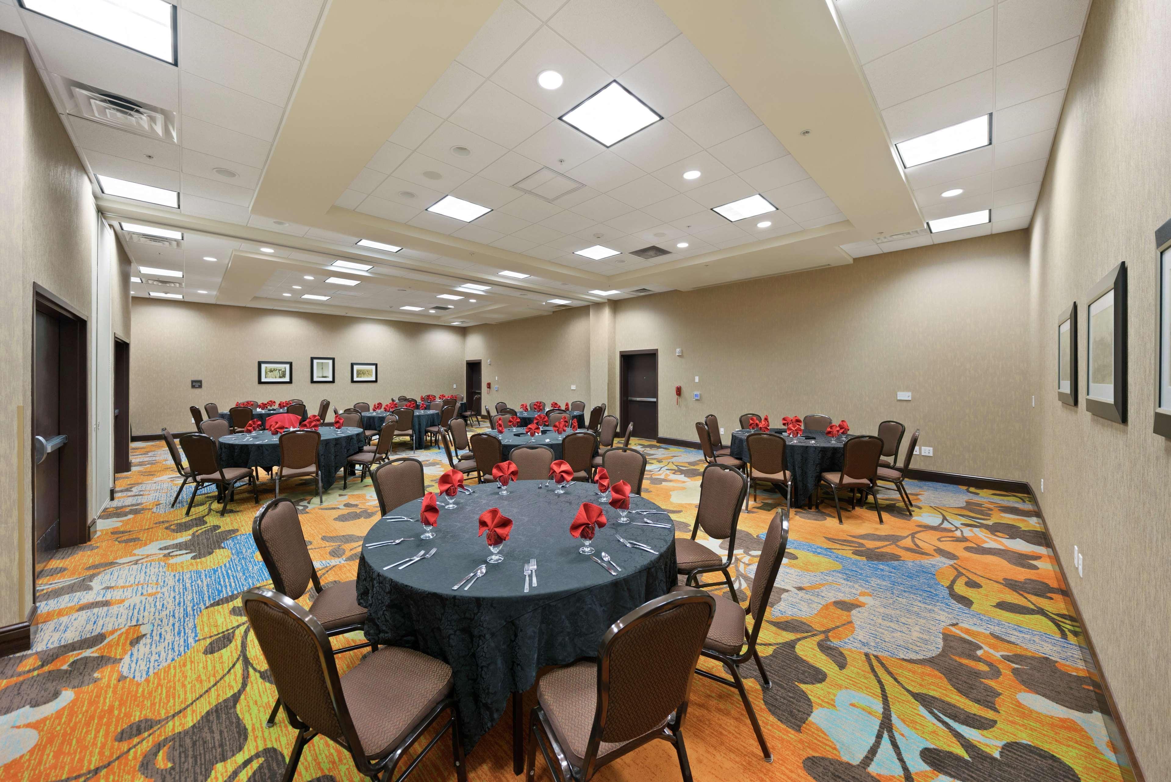 Hilton Garden Inn Lawton-Fort Sill Exterior photo