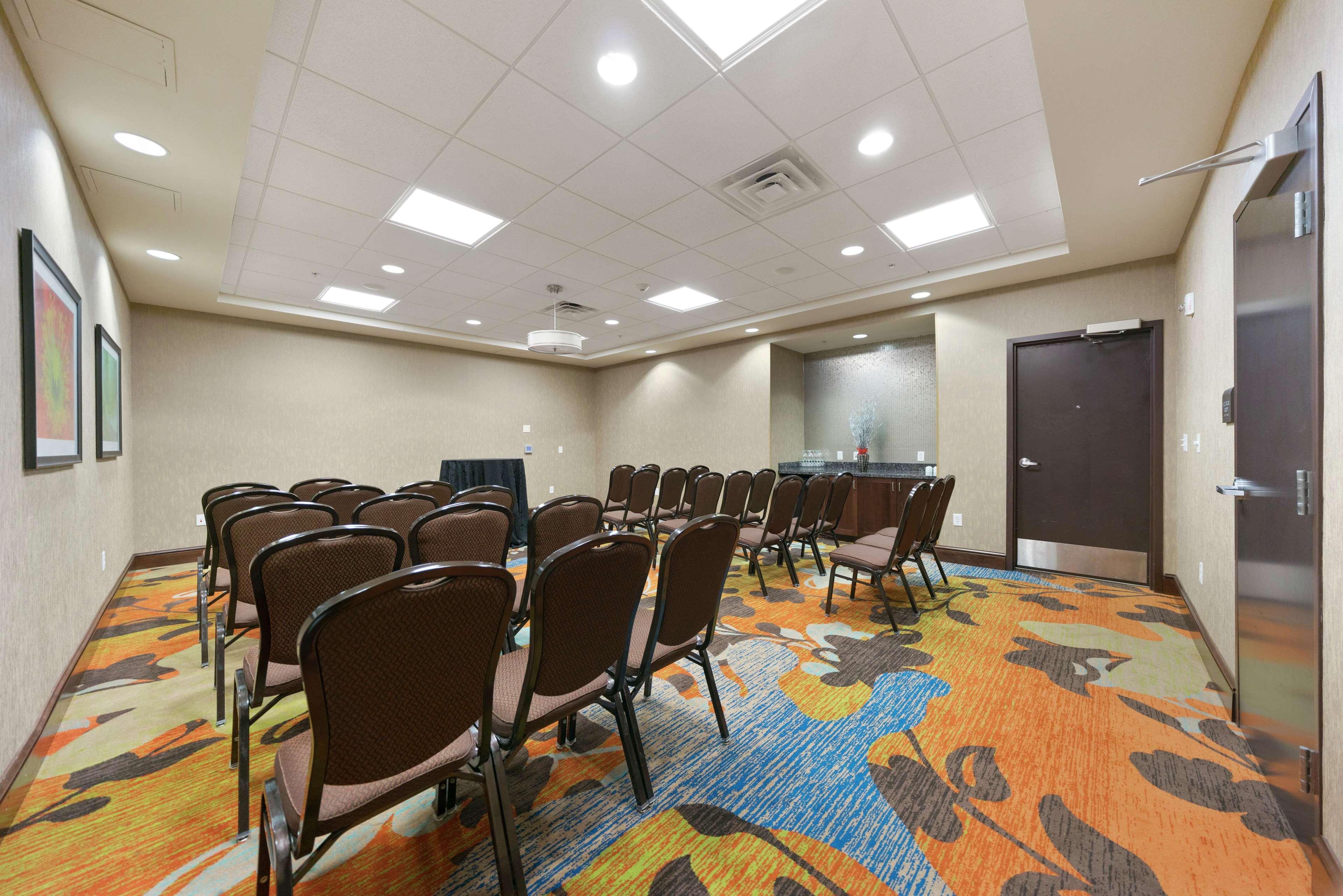 Hilton Garden Inn Lawton-Fort Sill Exterior photo