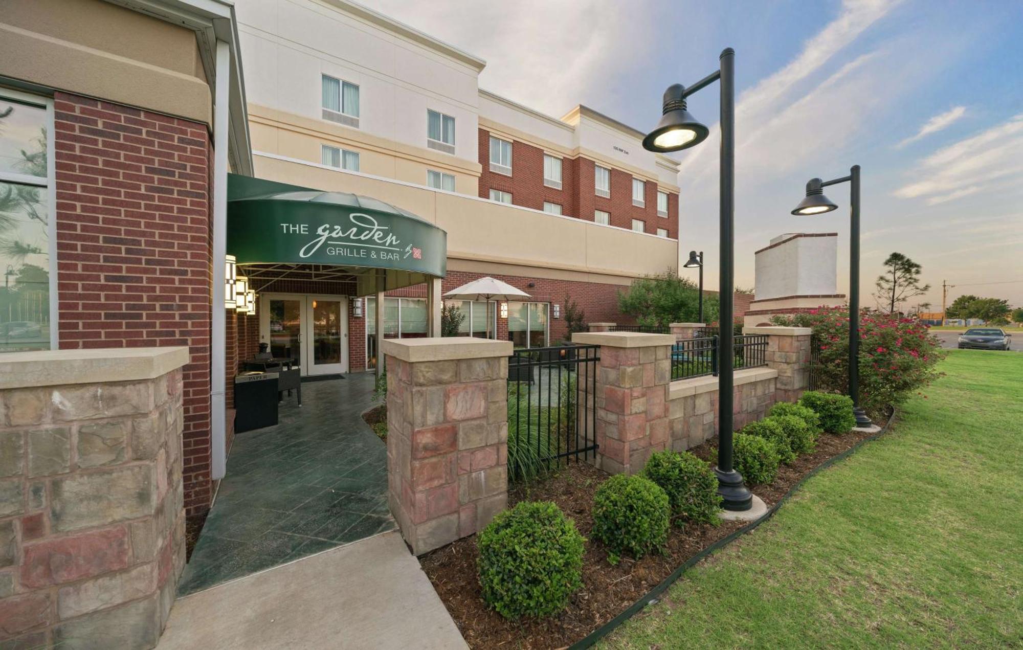 Hilton Garden Inn Lawton-Fort Sill Exterior photo